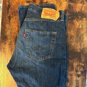 Levi’s 501 34x 32 Button Fly Jeans Dark Wash Pockets 100% cotton